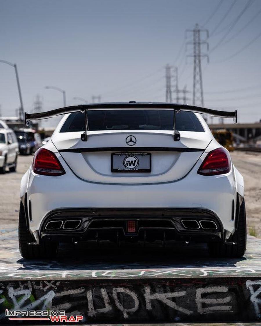  Mercedes-AMG C63 S by Impressive Wrap 2018 года  (фото 7 из 12)